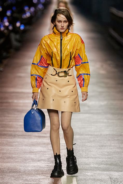 cartamodelli louis vuittoncartamodello collo louis vuitton|louis vuitton pre fall collection.